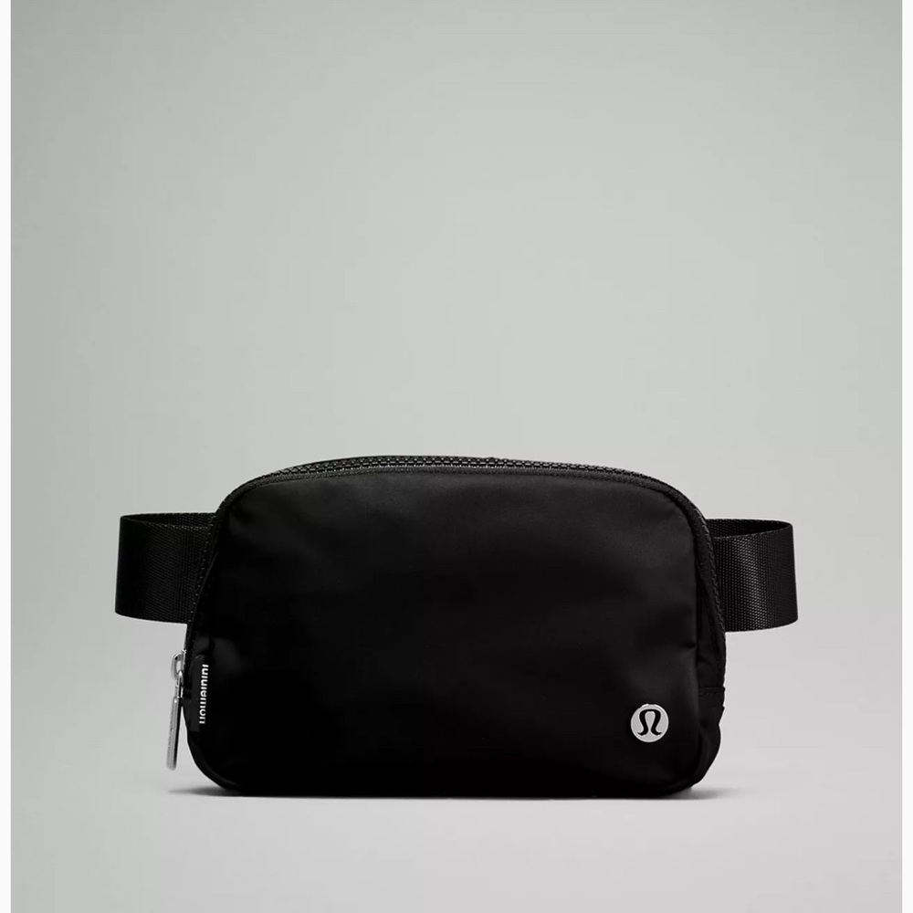 Lululemon everywhere belt bag 1L ❤️